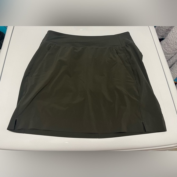 Athleta Soho Skort - Picture 1 of 9